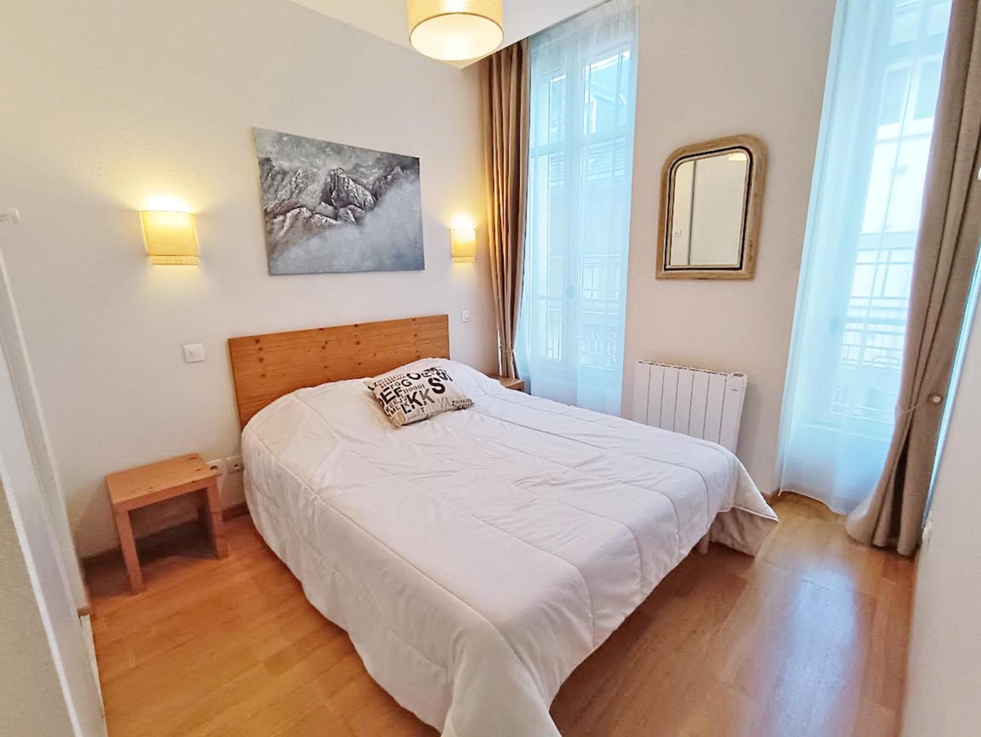 L'Eterlou, T3, Centre Luchon, Wifi, Casier A Skis, Ascenseur, 6 Personnes Bagnères-de-Luchon Eksteriør bilde